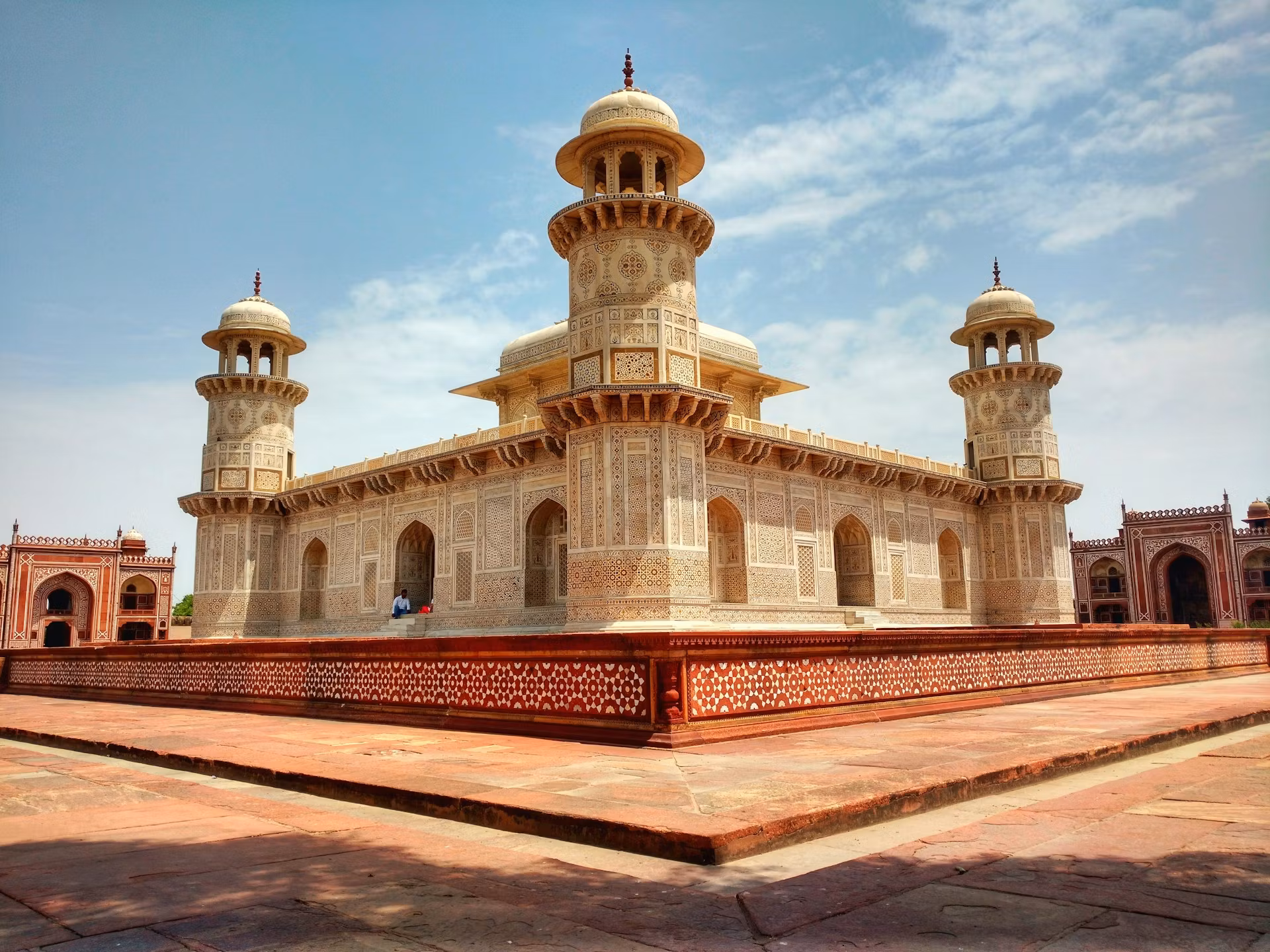 Itmad-ud-Daula.jpg