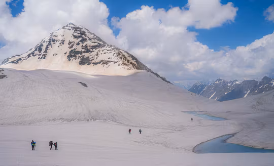 Adventures of Barot: Top Hikes to do in Himachal’s Offbeat Town