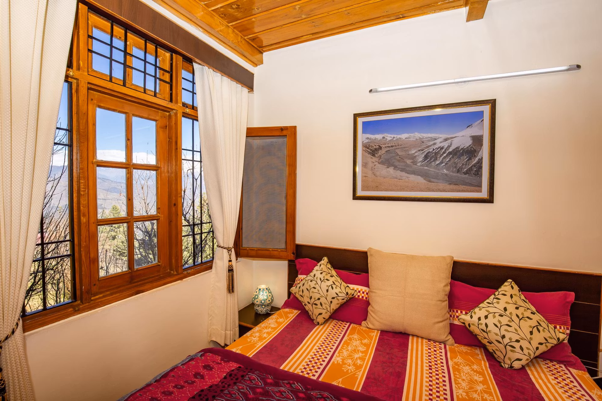 Standard room in ZostelX Kotragh