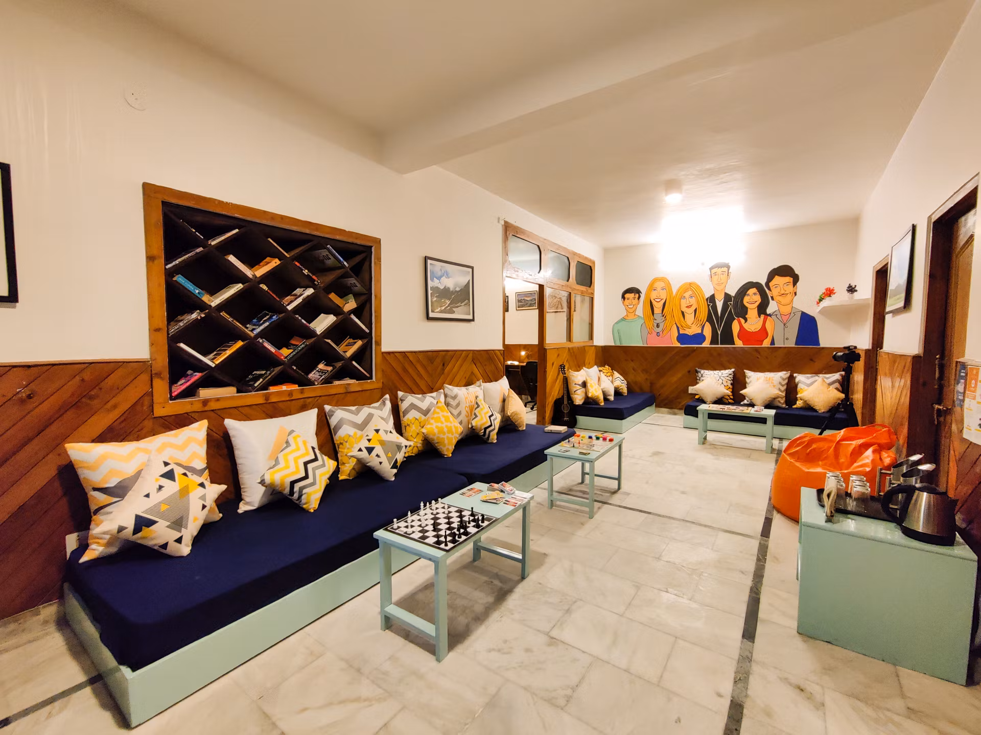 Zostel Dalhousie - Common Area