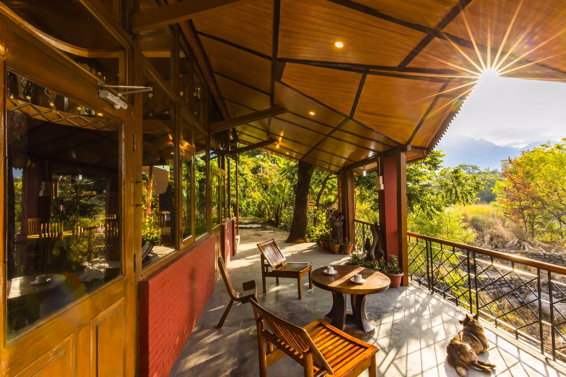 Zostel Homes Passu Balcony