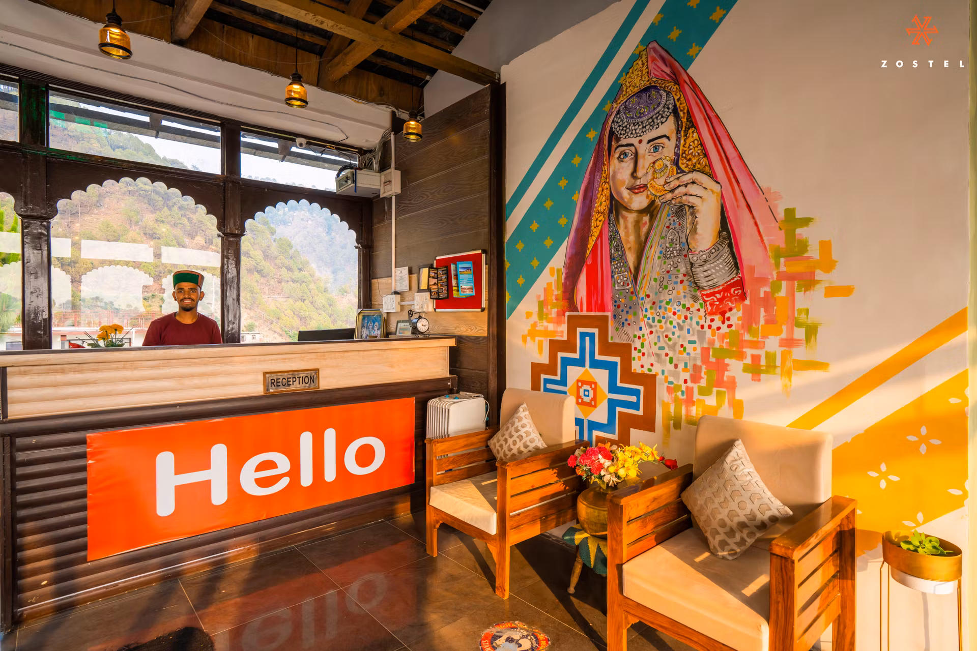 Zostel Banikhet (Dalhousie) - Reception Area